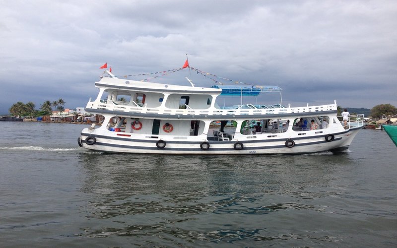 tau-du-lich-phu-quoc